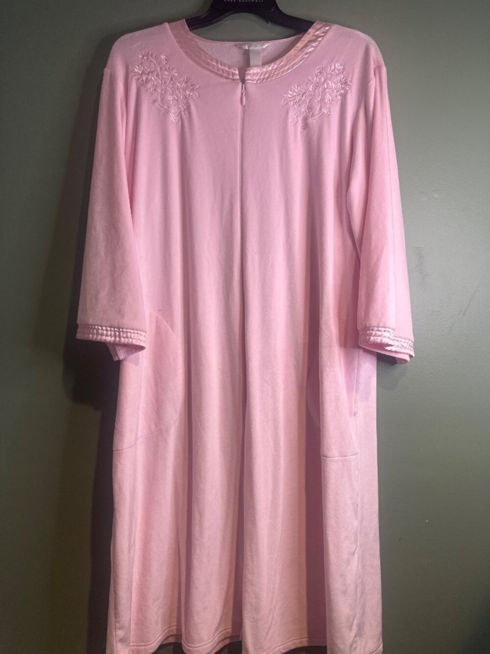 Vtg Madonna Sleepwear Pink Floral Embroidered Nightgown XL Soft Lounge Sleep